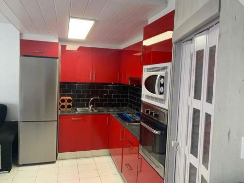 Inviting 5-bed House In Beautiful El Campello