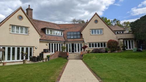 Bed & Breakfast Greater London Villa