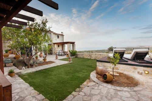 Ali Vafi Luxury Villa With Jacuzzi And Pool