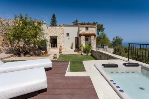 Ali Vafi Luxury Villa With Jacuzzi And Pool
