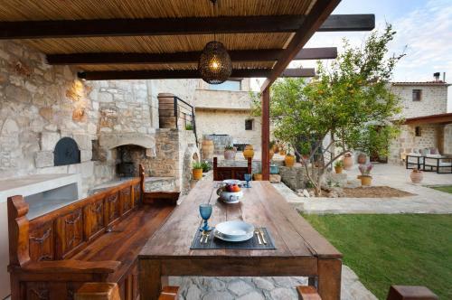 Ali Vafi Luxury Villa With Jacuzzi And Pool