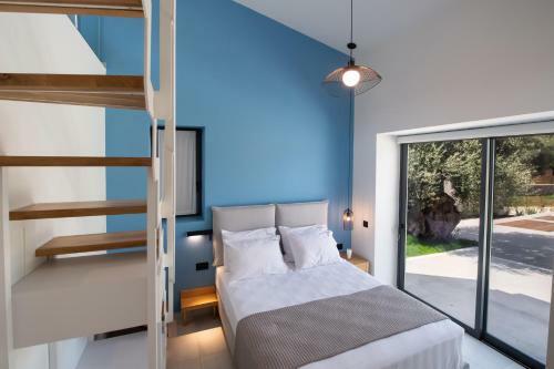 Rizomata Luxury Villas