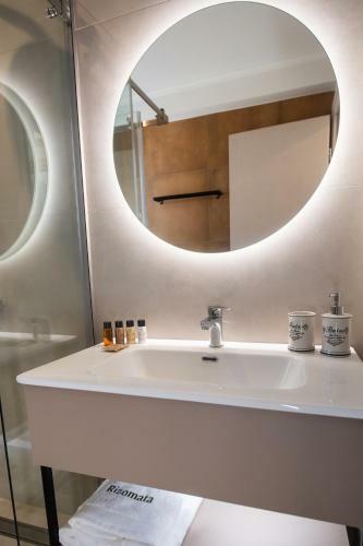 Rizomata Luxury Villas