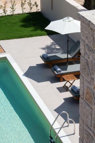 Rizomata Luxury Villas