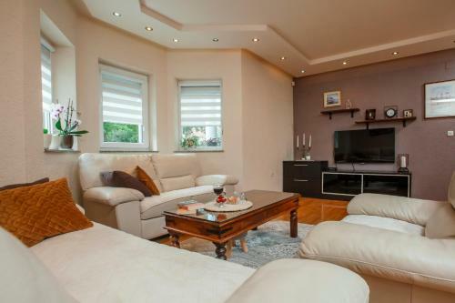 Villa Holiday House Leonarda