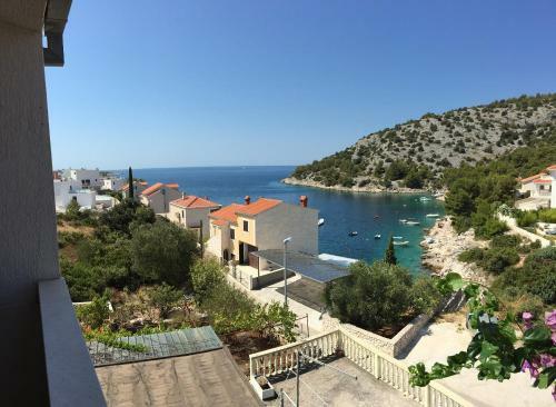 Apartments Stivy - 30m From Beach