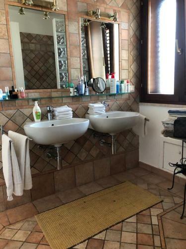 Villa Dimora Rose Marine Fino A 10 Posti Letti Comodi