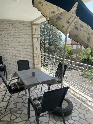 Lory Apartmani
