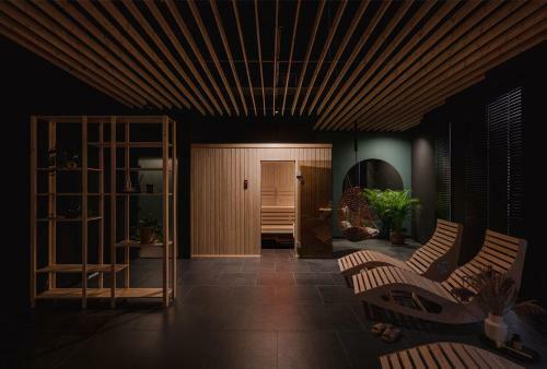 Golden Apartments/sok74