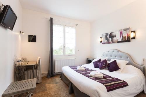Hotel Logis H�tel Emeraude Des Bois