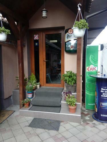 Hostal Pensiunea Select