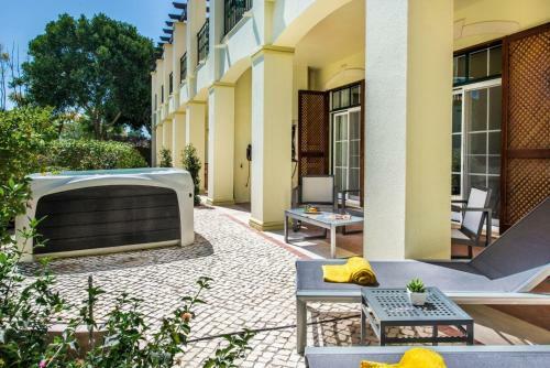 Sera - Luxury 3 Bedroom Apartment With Pool, Golf,beach