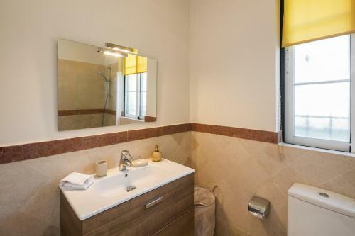 Sera - Luxury 3 Bedroom Apartment With Pool, Golf,beach