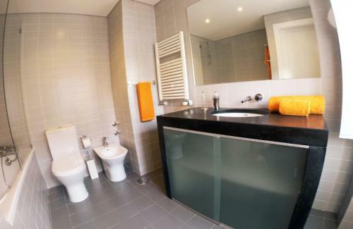 Apartamento Triplex Ao Principe Real - Praca Das Flores