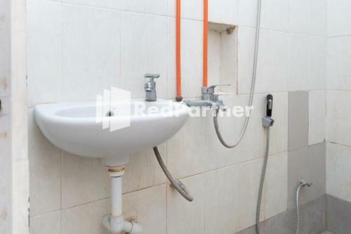 Hotel Siwalankerto Residence Syariah Redpartner