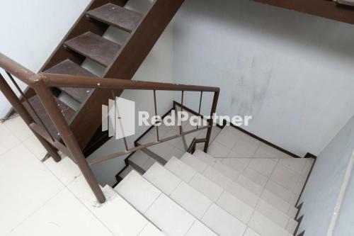 Hotel Siwalankerto Residence Syariah Redpartner