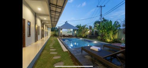 Hostal Cempaka Mas Guest House Canggu