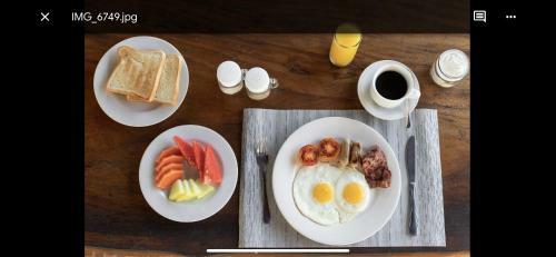 Hostal Cempaka Mas Guest House Canggu