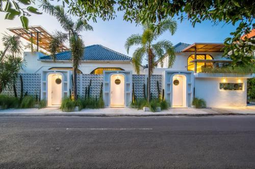 Lucky Numbers Apartments