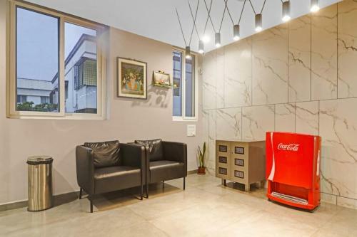 Fabhotel Ssr Fern Suites