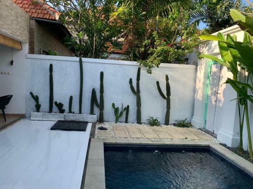 Sunny Villa With Private Pool