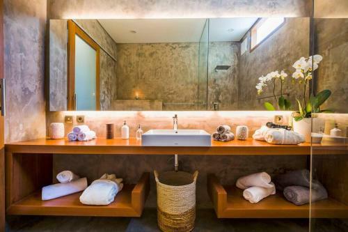 Luxury Honeymoon Nest 1br Villa With Jacuzzi