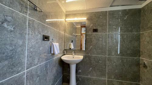 Hostal The Willow House