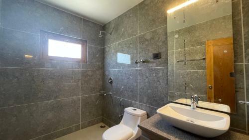 Hostal The Willow House