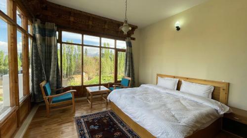 Hostal The Willow House