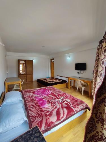 Hostal Jig Gyas Guest House