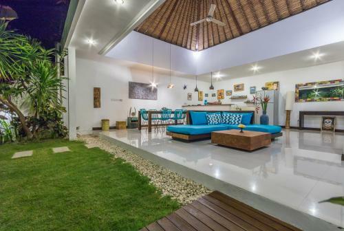 Villa Art-gecko Close To The Beach