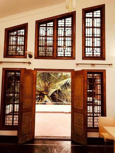 Sai?s Luxury Sea View Villa