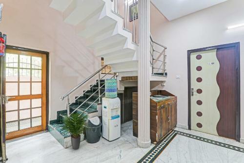 Hotel Collection O 90550 Kdr Inn