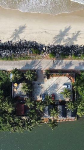 Silver Sands Beach Front Villa Malpe