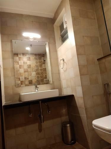 Hotel Sharayu One
