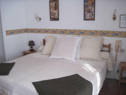 Hotel H�tel Et Cr�perie De Pors-morvan