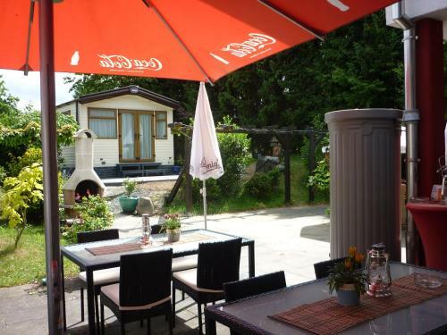 Hotel Zu Jeddeloh`s Rosengarten