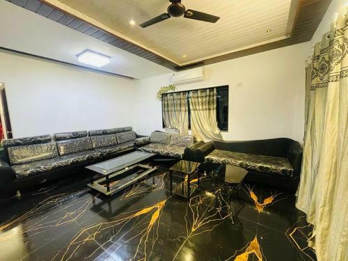 Yashveer Villa