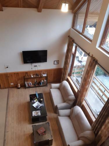 The Haus- Your Home In The Hills