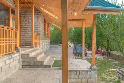Hotel Himalayan Orchard Winds Manali