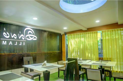 Fabhotel Illam Hospitality