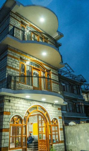 Hotel Lords Regancy Resort