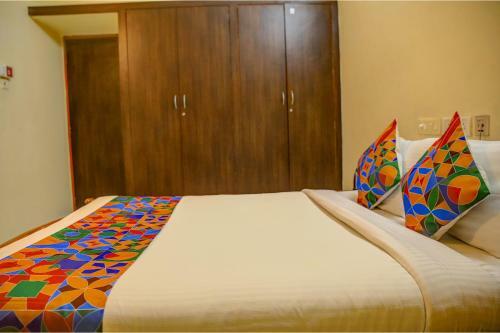 Fabhotel Hibiscus Stays