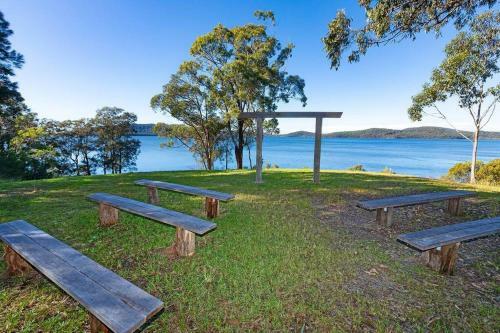 Huge Lake Front Property Near Blueys Beach