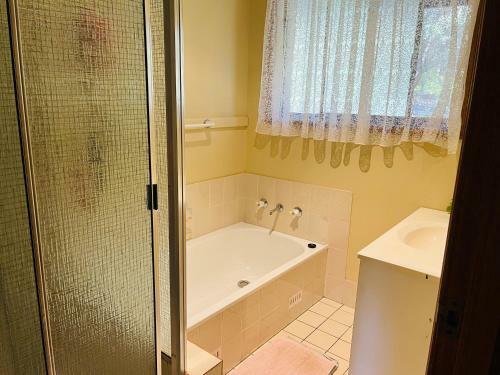 Macy?s Farm Is A Comfortable 3 Bedroom House