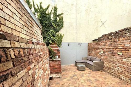 Enjoy Newtown's Colours - Gowrie Terrace