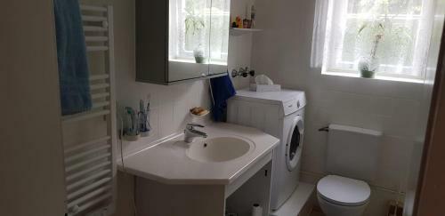 Direkt Am Waldrand, Ruhig Gelegenes Doppelzimmer Mit Extrabett