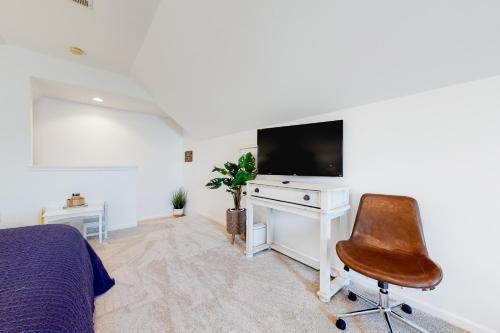 Bayview Landing --- 37544 Janice Cir