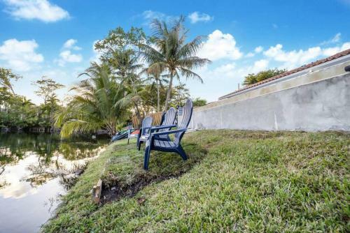 Villa Infinite I Lake House I 10min To Beach