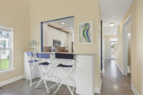Grande At Canal Pointe 37502 Worcester Dr